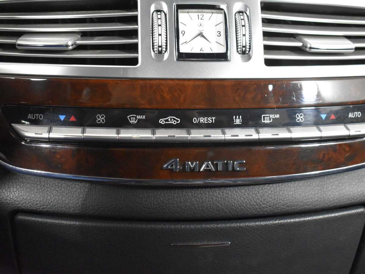 Б/У Мерседес-Бенц С-Класс 2011 года. Фото: #16