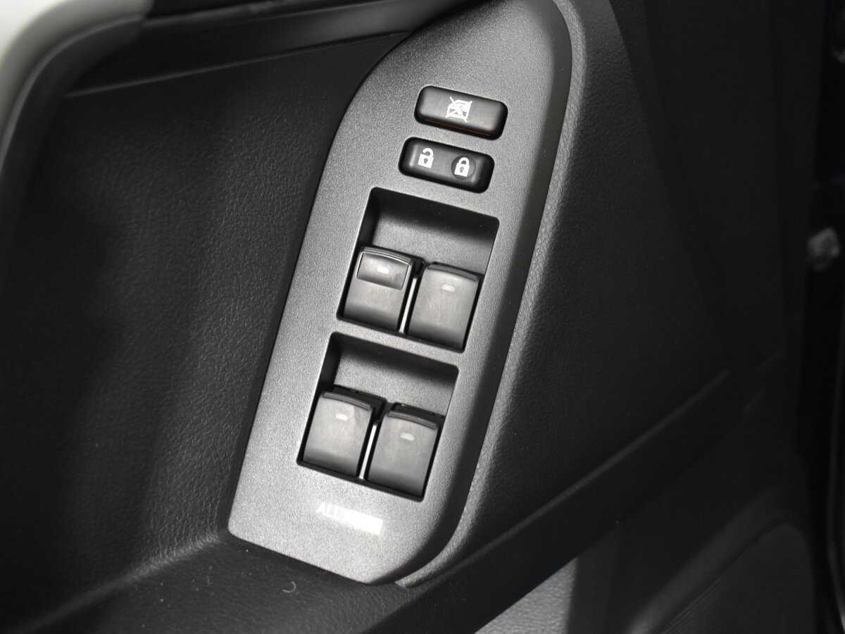 Б/У Тойота Лэнд Крузер Прадо 2018 года. Фото: #7