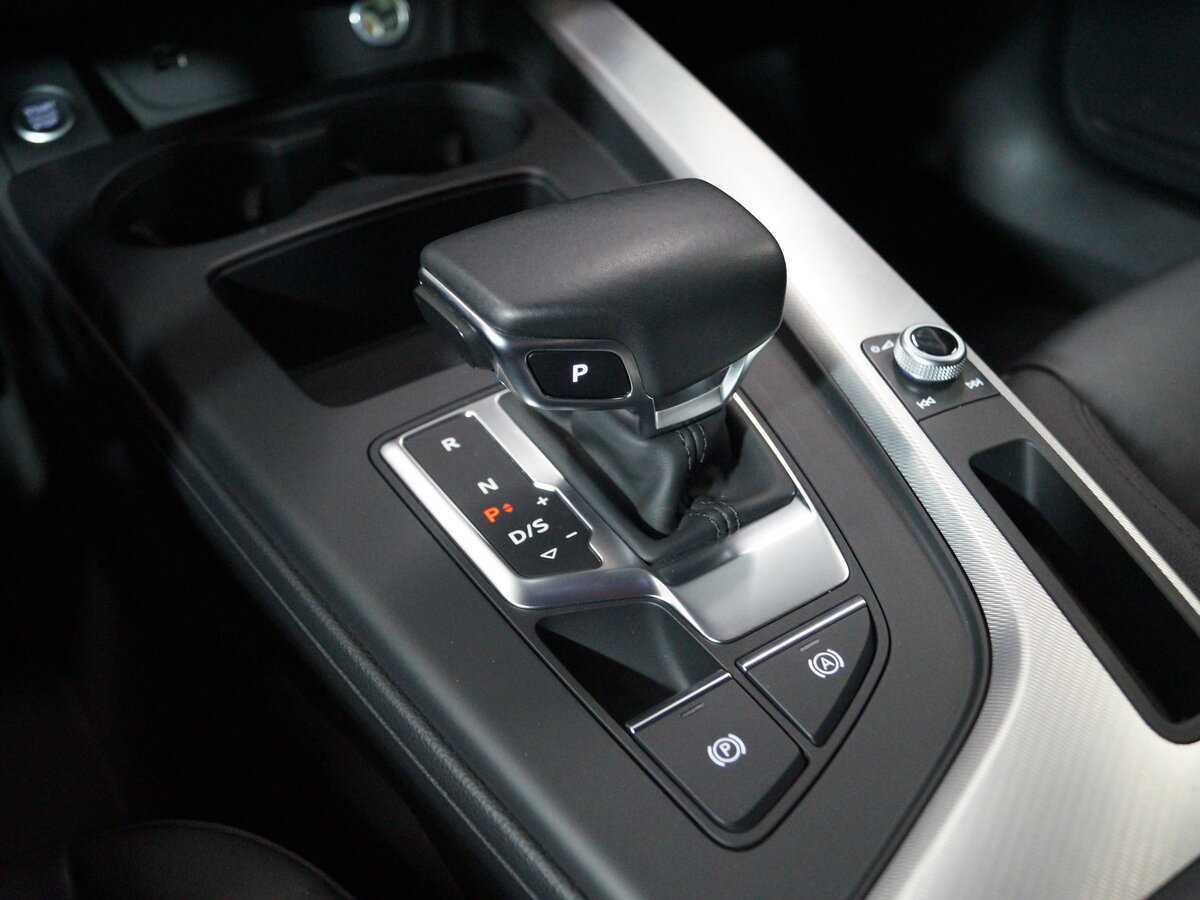 Б/У Ауди А4 2020 года. Фото: #24