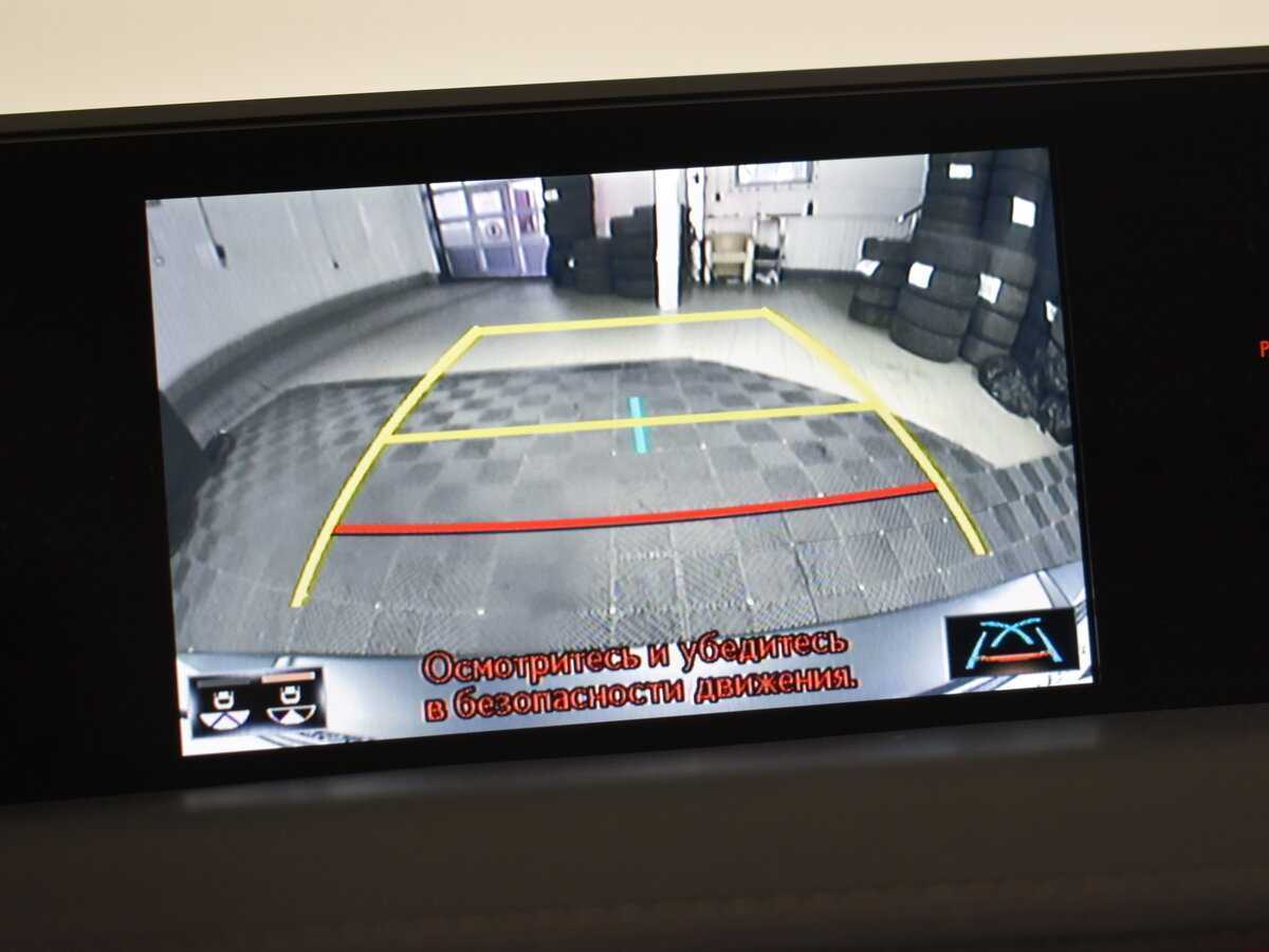 Б/У Лексус У-Икс 2019 года. Фото: #17