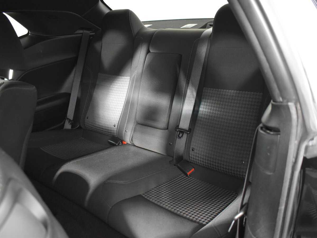 Б/У Додж Челленджер 2020 года. Фото: #6