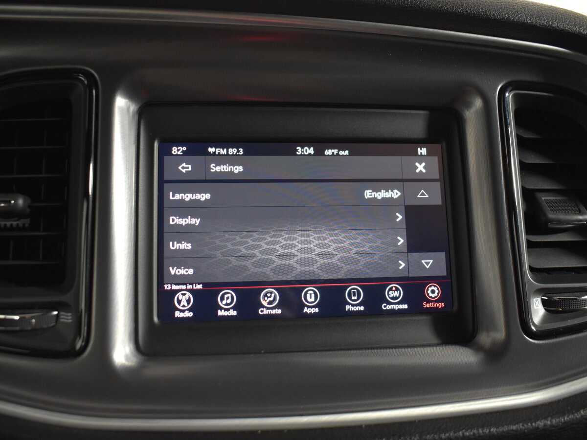 Б/У Додж Челленджер 2020 года. Фото: #13