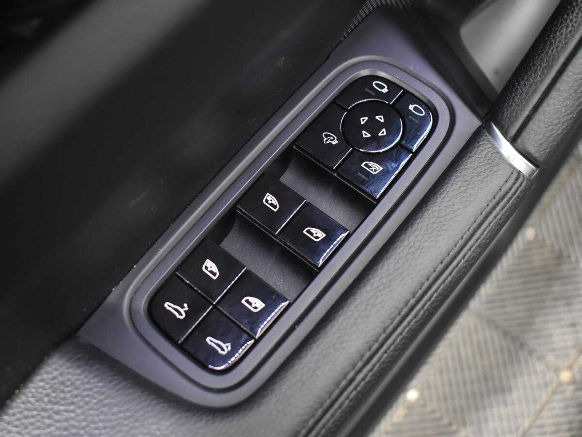 Б/У Порш Кайен 2018 года. Фото: #9