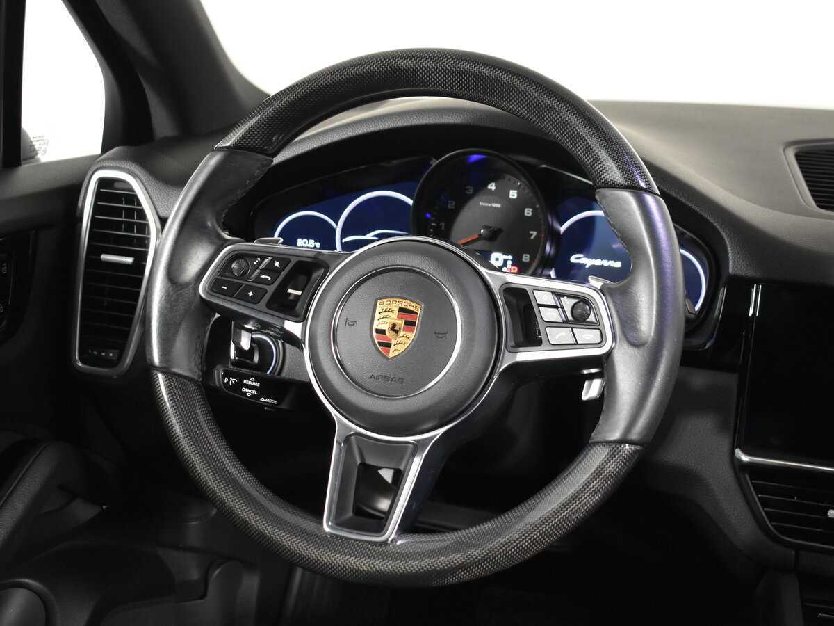 Б/У Порш Кайен 2018 года. Фото: #13