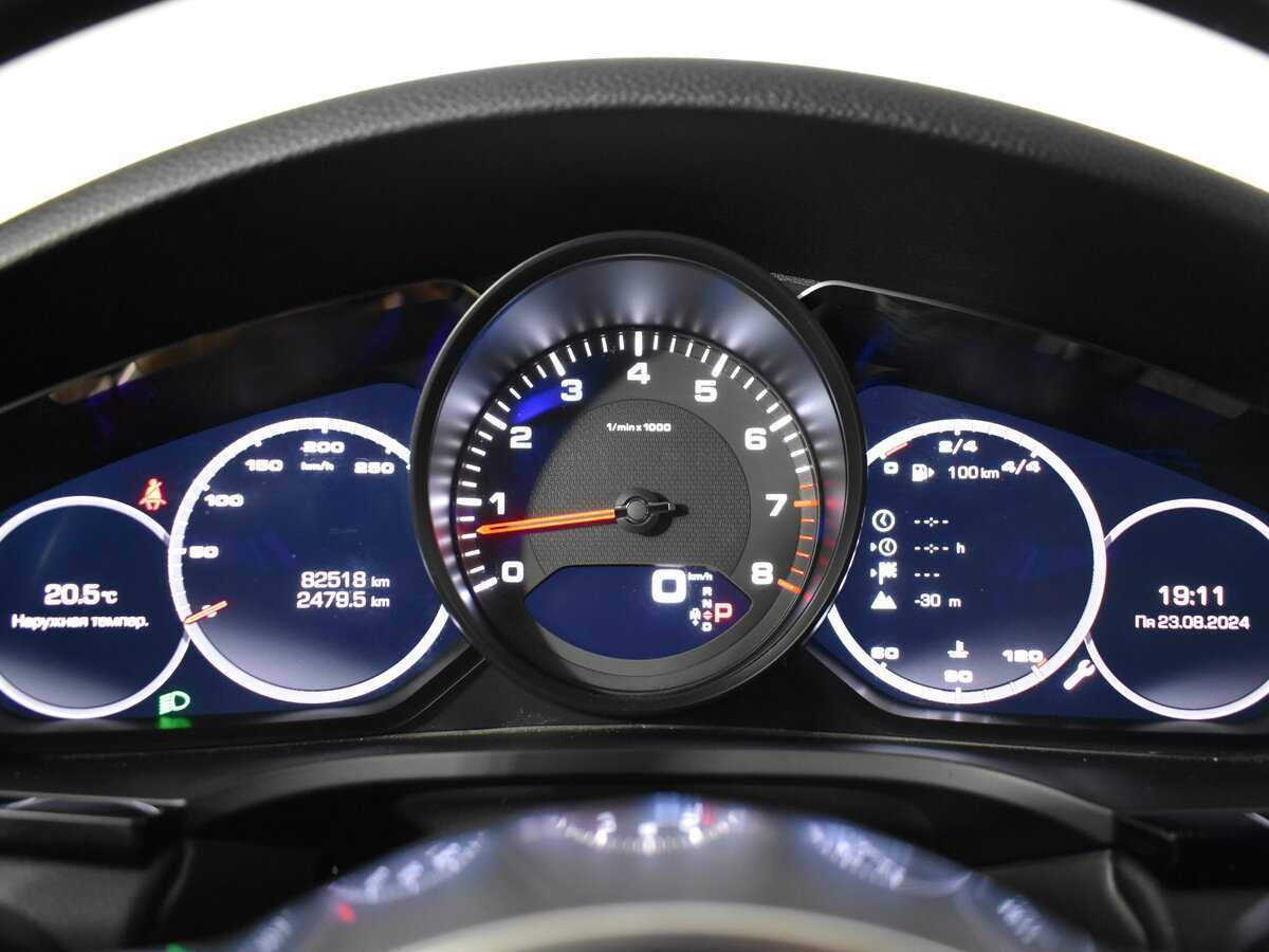 Б/У Порш Кайен 2018 года. Фото: #14