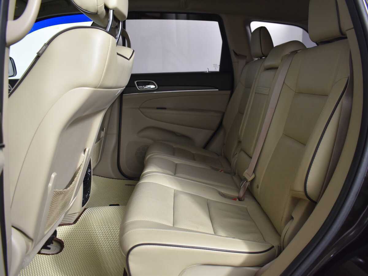 Б/У Джип Гранд Чироки 2016 года. Фото: #6