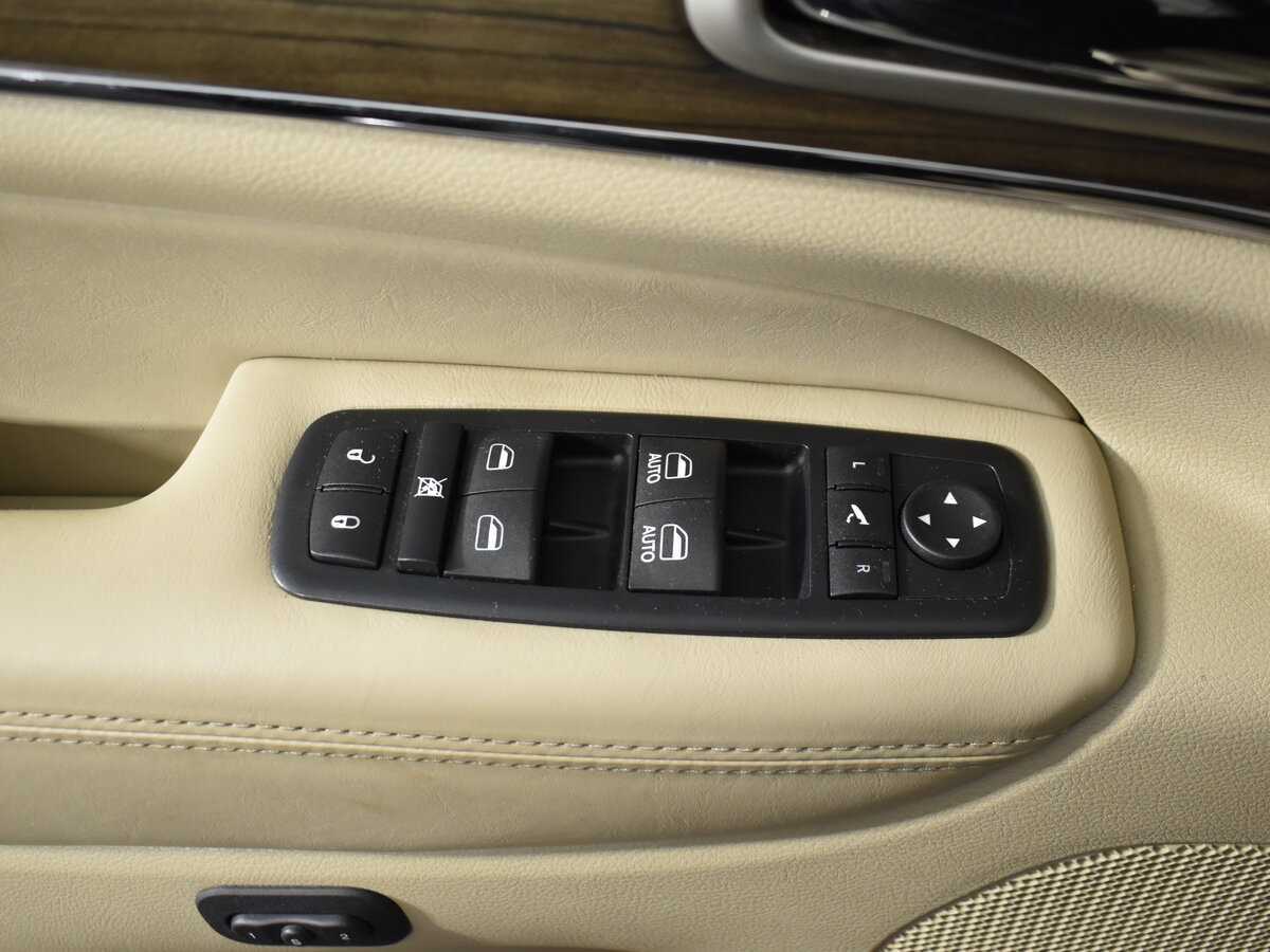 Б/У Джип Гранд Чироки 2016 года. Фото: #9