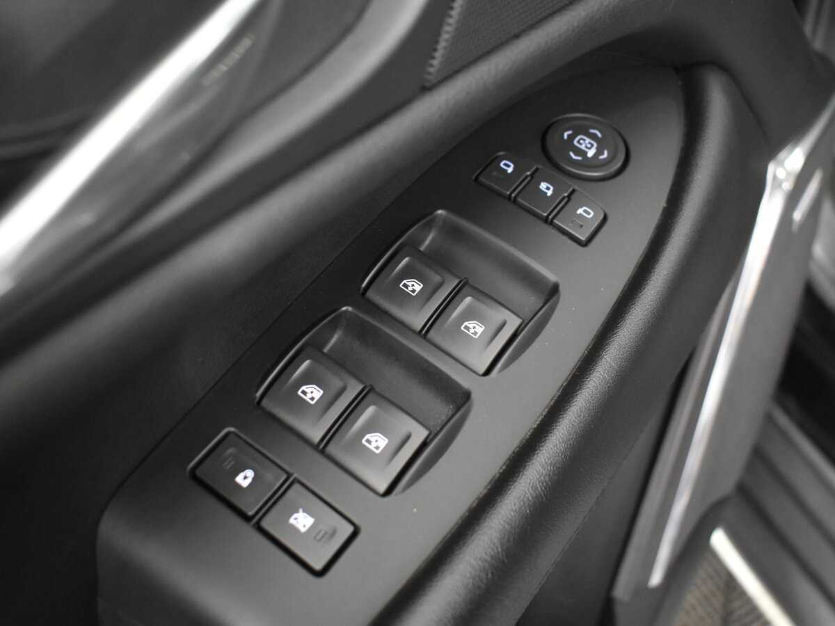 Б/У Кадиллак Эскалэйд 2018 года. Фото: #13