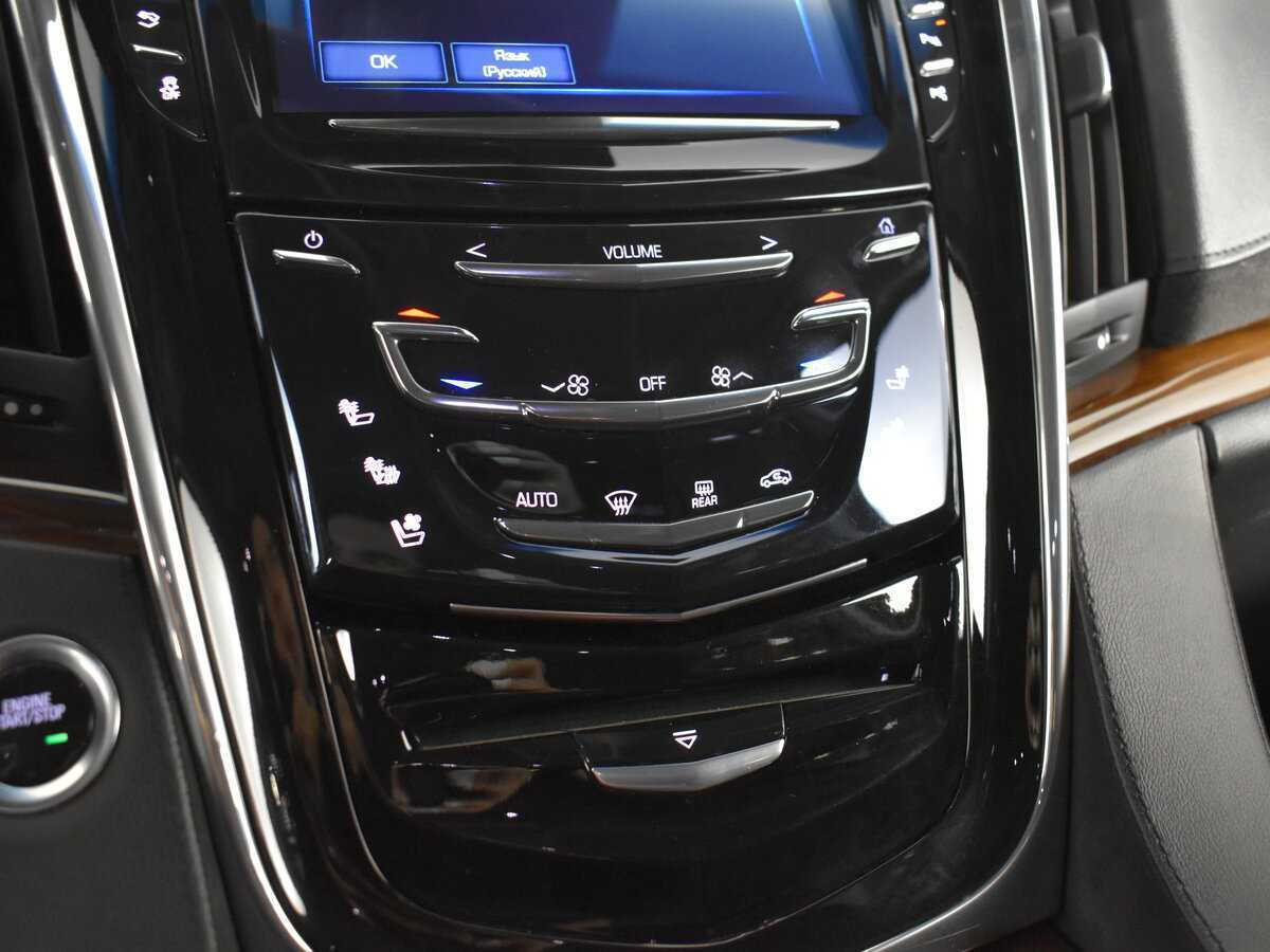 Б/У Кадиллак Эскалэйд 2018 года. Фото: #22