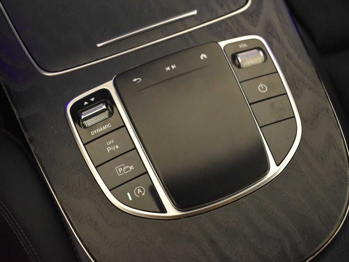 Б/У Мерседес-Бенц Е-Класс 2020 года. Фото: #15