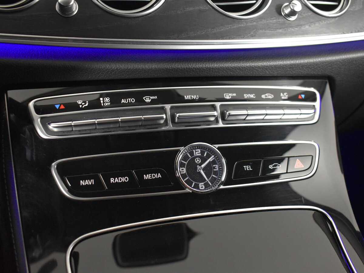 Б/У Мерседес-Бенц Е-Класс 2017 года. Фото: #16