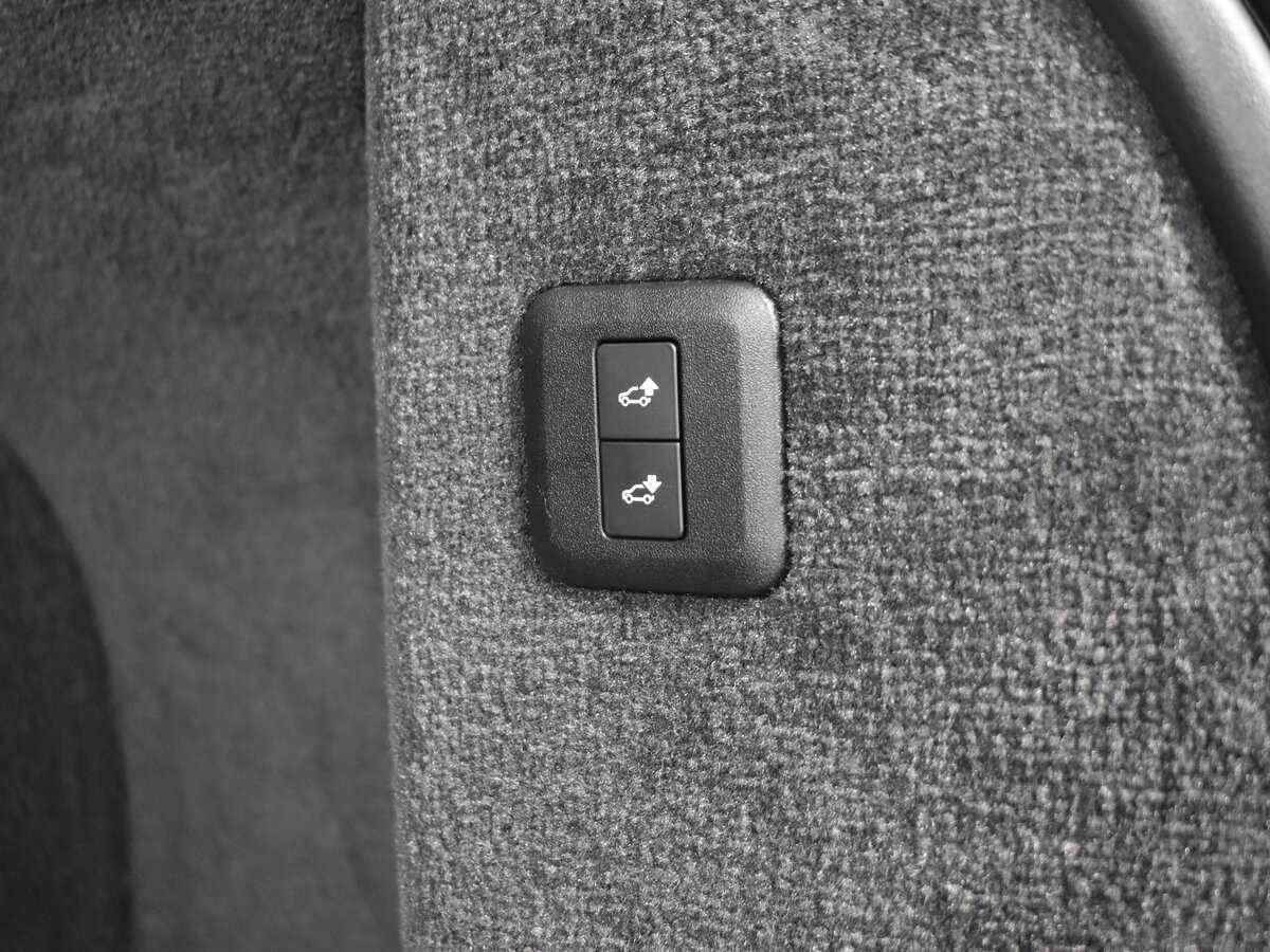 Б/У Лэнд Ровер Рэнж Ровер Спорт 2020 года. Фото: #7