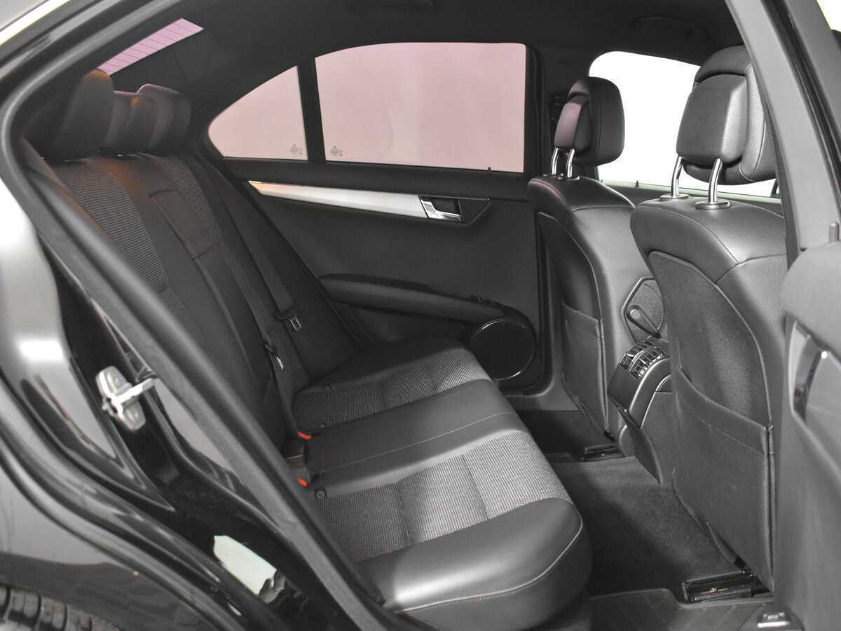 Б/У Мерседес-Бенц Ц-Класс 2009 года. Фото: #15