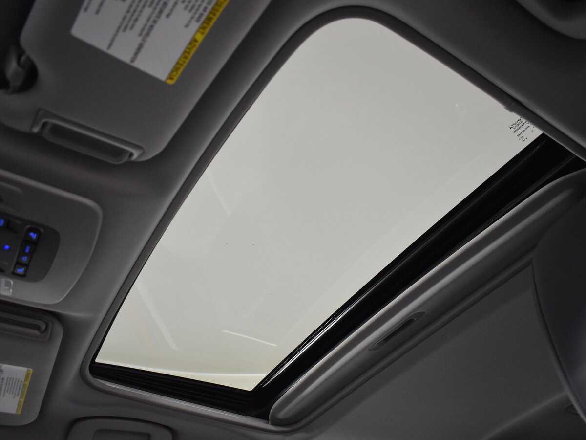 Б/У Тойота Камри 2022 года. Фото: #10