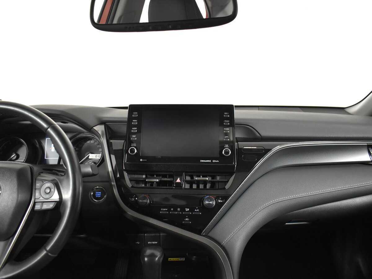 Б/У Тойота Камри 2022 года. Фото: #12