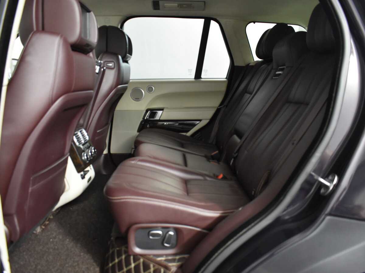 Б/У Лэнд Ровер Рэнж Ровер 2013 года. Фото: #7