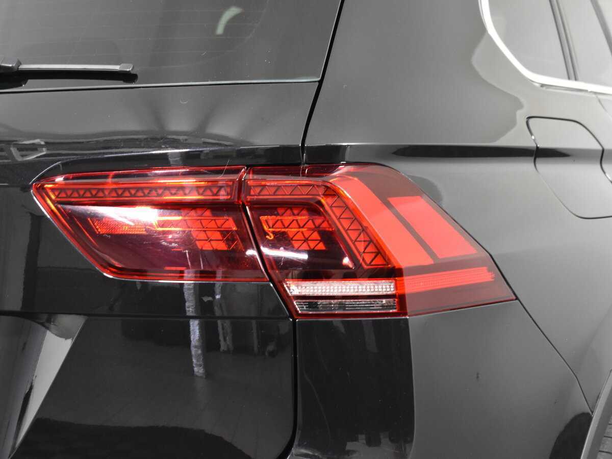 Б/У Фольксваген Тигуан 2017 года. Фото: #7