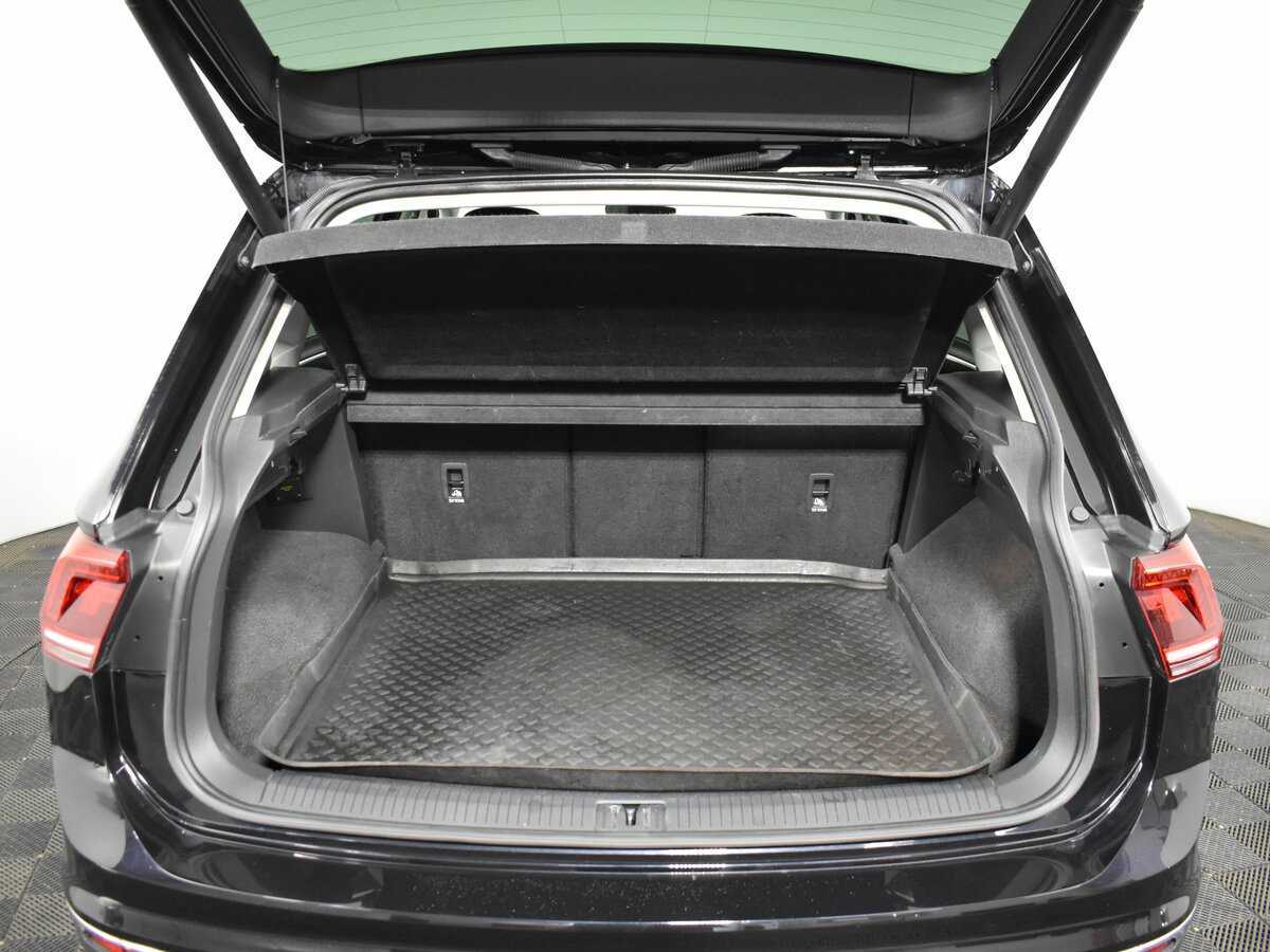 Б/У Фольксваген Тигуан 2017 года. Фото: #9