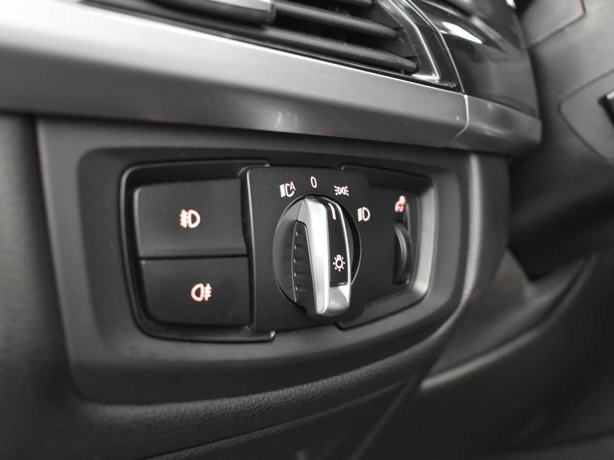 Б/У БМВ Икс6 2016 года. Фото: #8