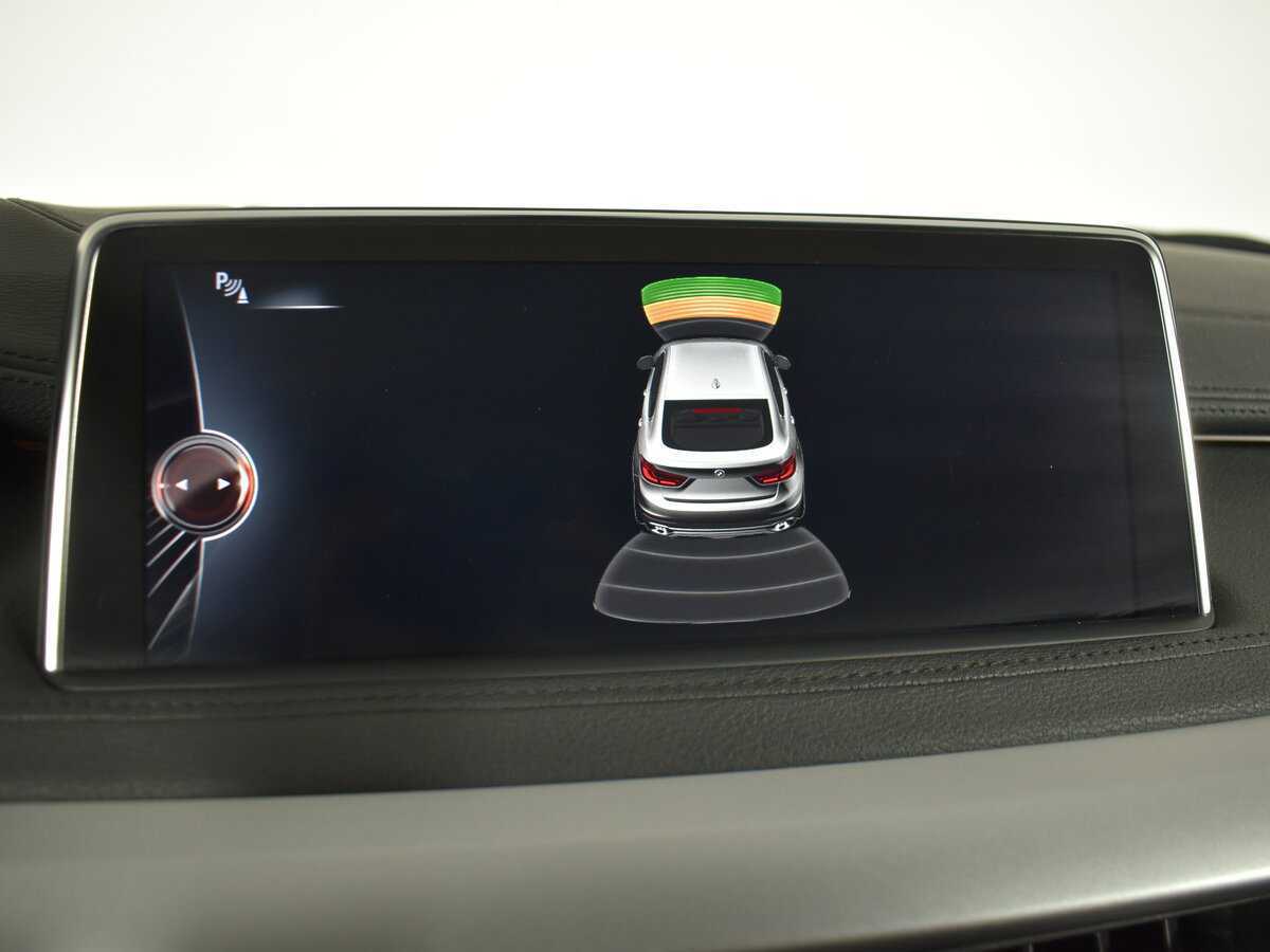 Б/У БМВ Икс6 2016 года. Фото: #16