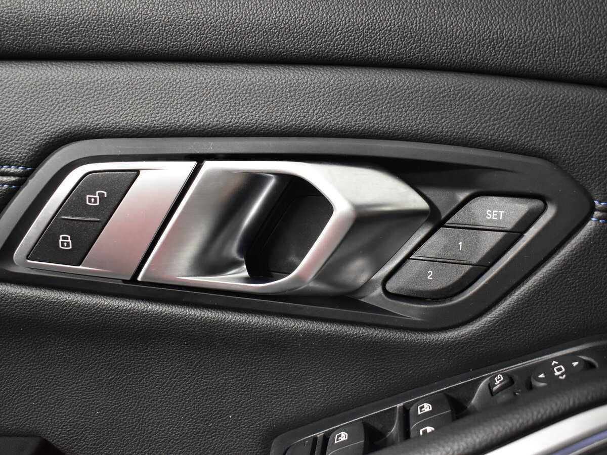 Б/У БМВ 3 серии 2019 года. Фото: #9