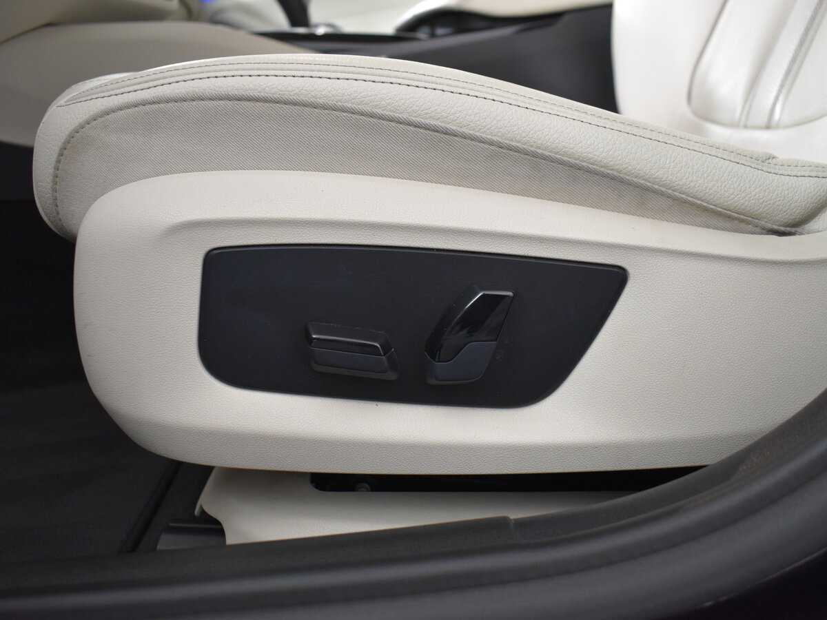 Б/У БМВ 5 серии 2019 года. Фото: #11