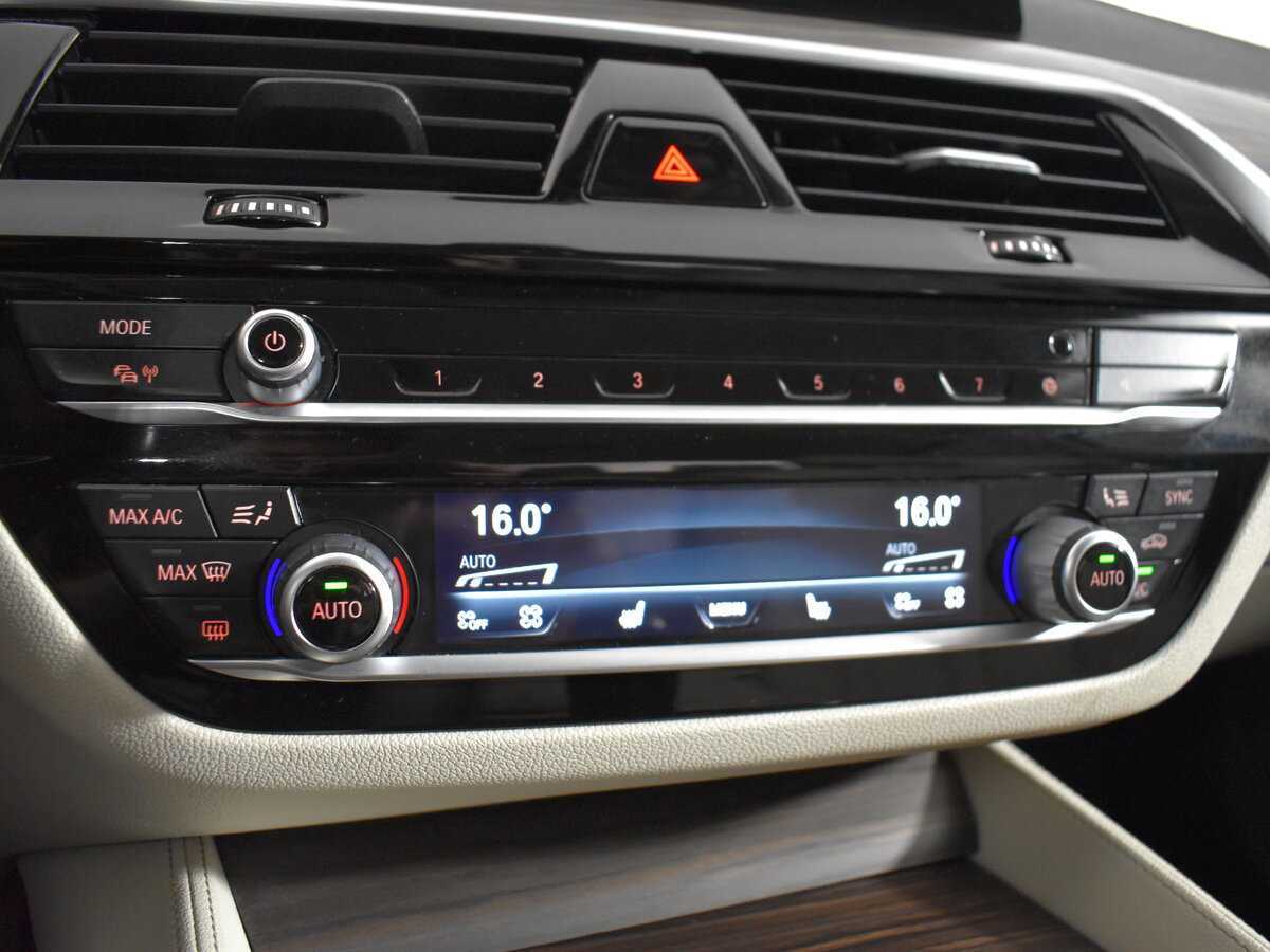 Б/У БМВ 5 серии 2019 года. Фото: #20