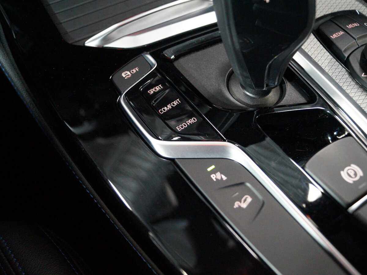 Б/У БМВ Икс4 2019 года. Фото: #21