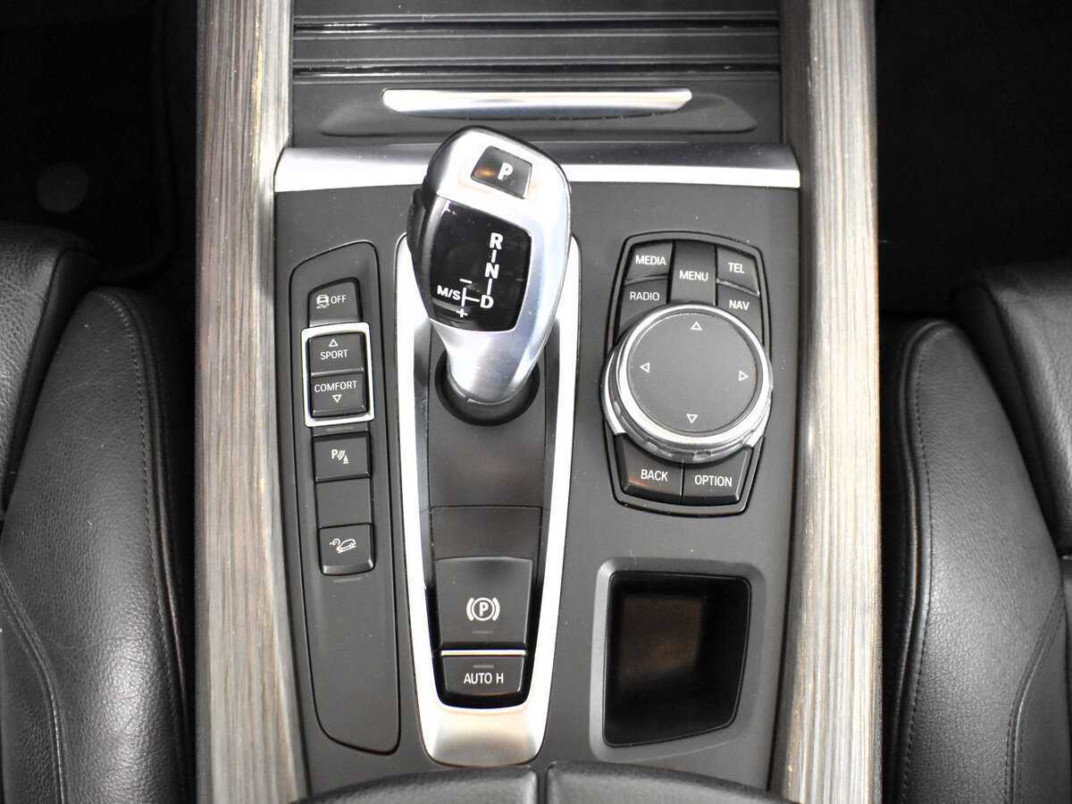 Б/У БМВ Икс5 2016 года. Фото: #12