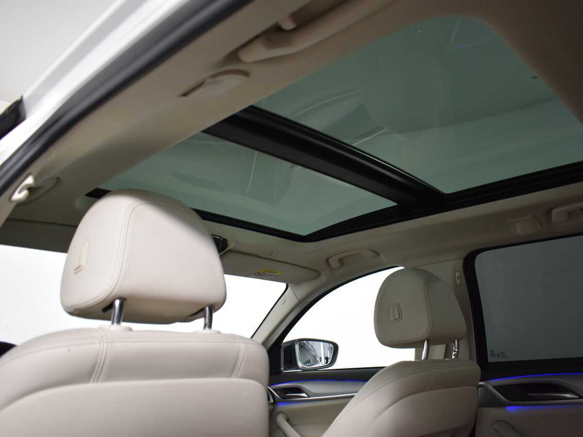 Б/У БМВ 5 серии 2018 года. Фото: #10