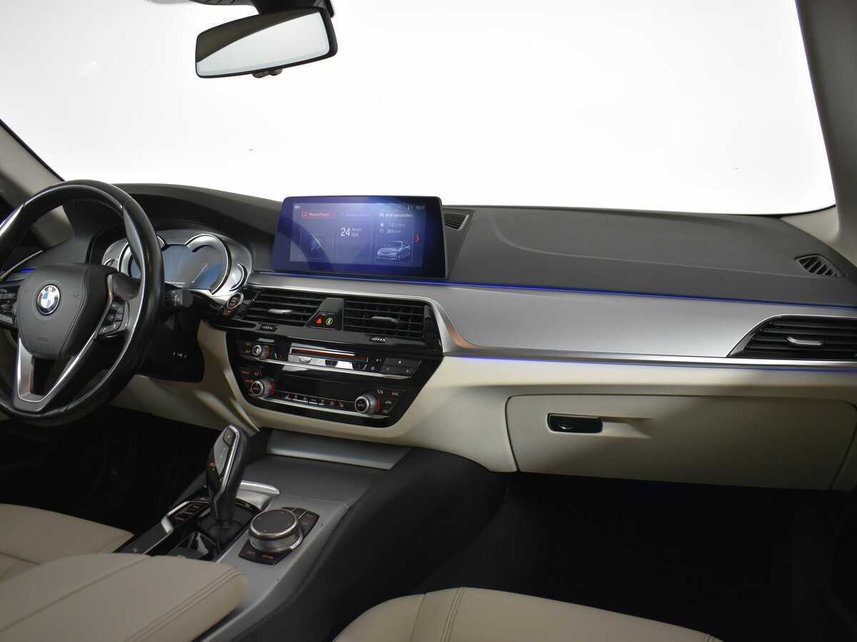 Б/У БМВ 5 серии 2018 года. Фото: #15