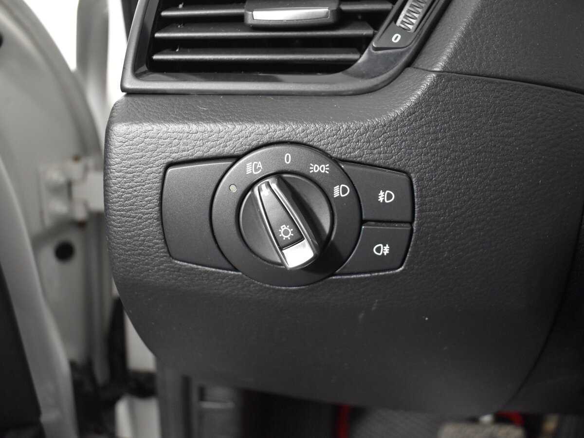 Б/У БМВ Икс1 2014 года. Фото: #11