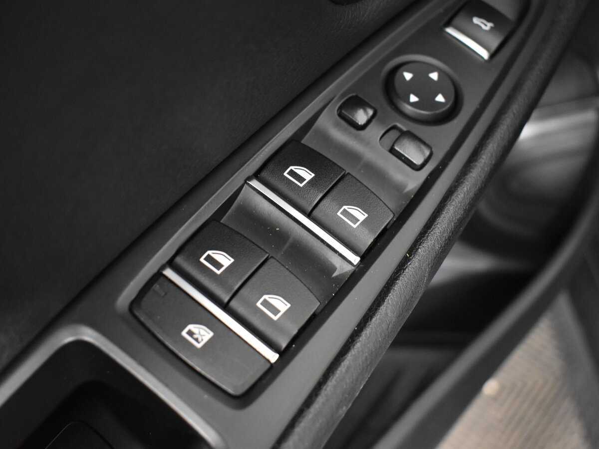 Б/У БМВ Икс5 2015 года. Фото: #9