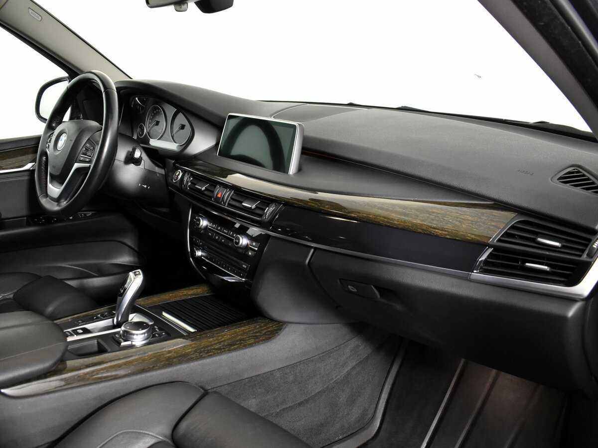 Б/У БМВ Икс5 2015 года. Фото: #19