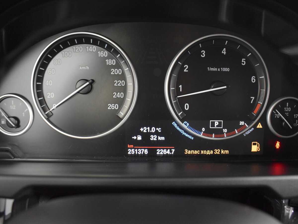 Б/У БМВ Икс5 2015 года. Фото: #20