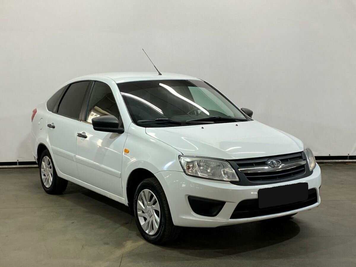 Б/У Лада (ВАЗ) Гранта 2016 года. Фото: #2