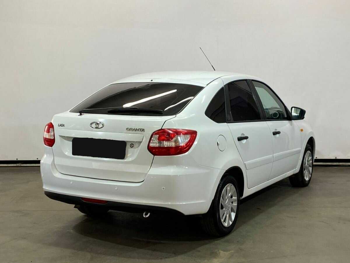 Б/У Лада (ВАЗ) Гранта 2016 года. Фото: #4