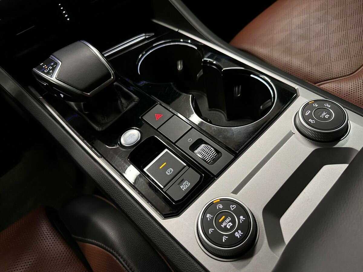 Б/У Фольксваген Туарег 2020 года. Фото: #12