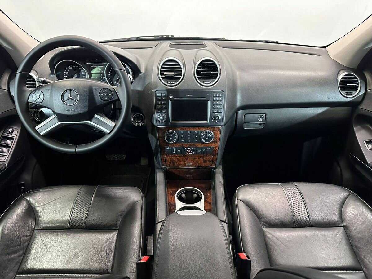 Б/У Мерседес-Бенц М-Класс 2009 года. Фото: #7