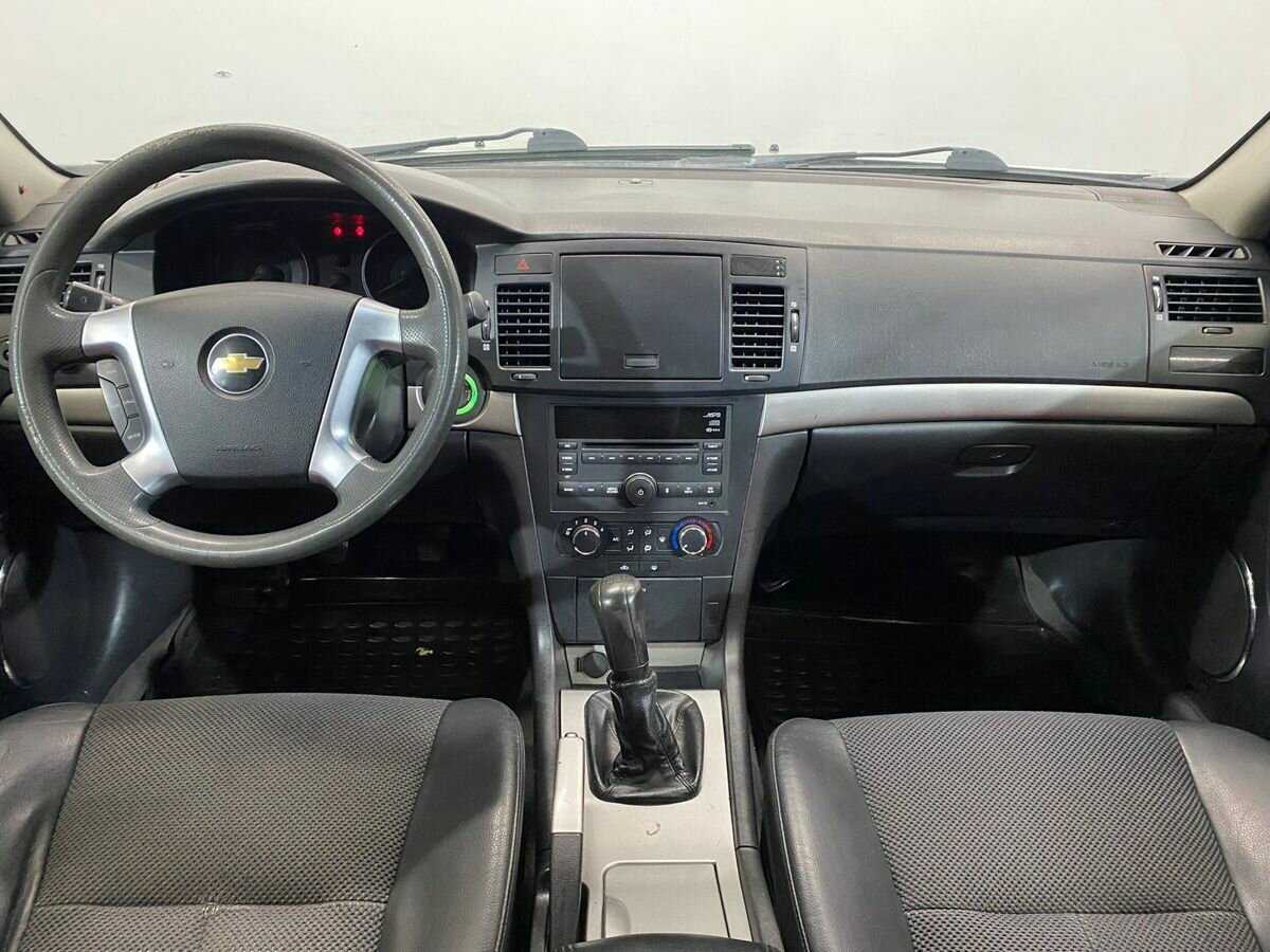 Б/У Шевроле Эпика 2010 года. Фото: #8