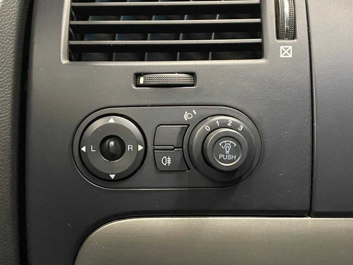 Б/У Шевроле Эпика 2010 года. Фото: #13