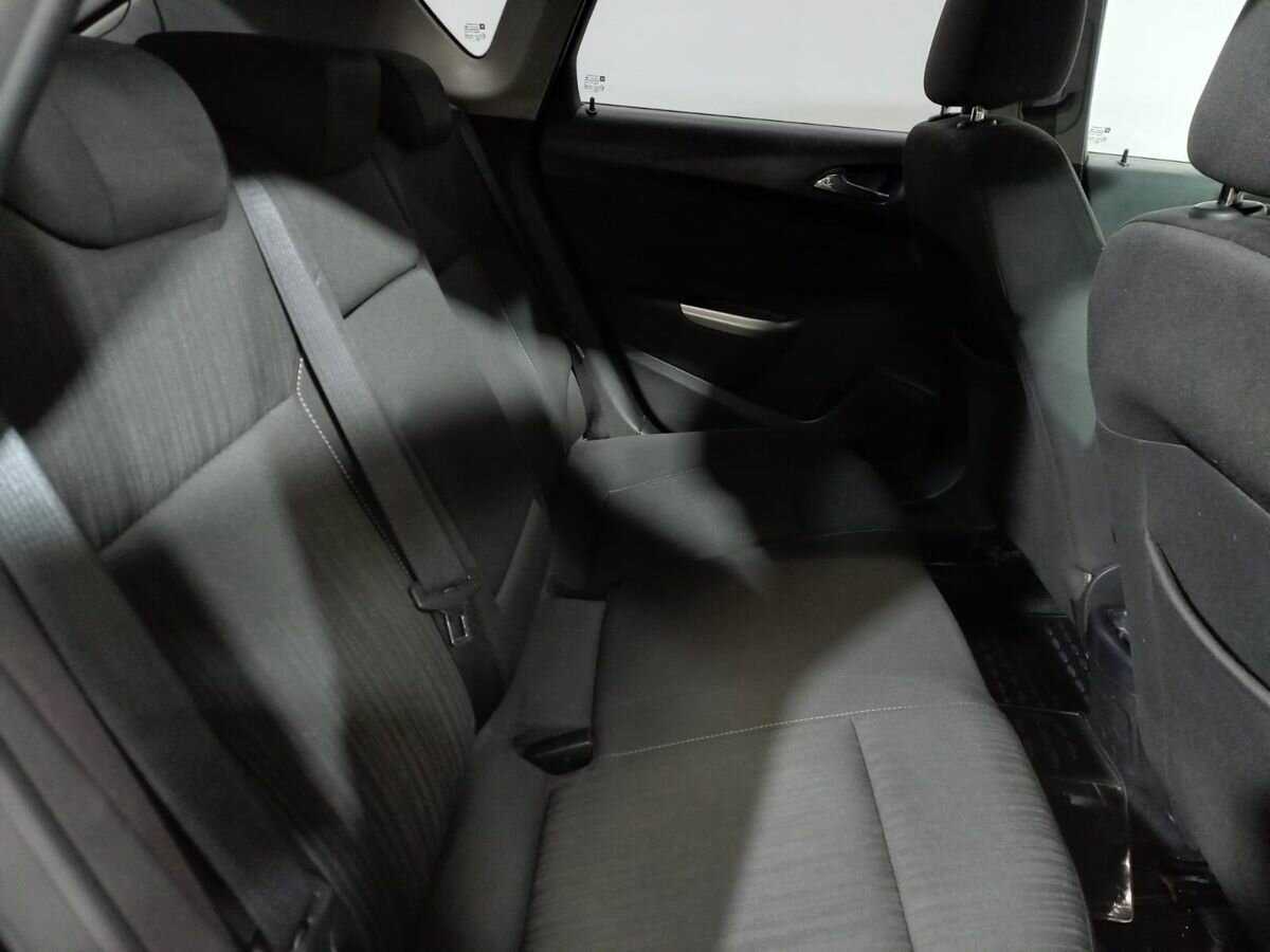 Б/У Опель Астра 2010 года. Фото: #10