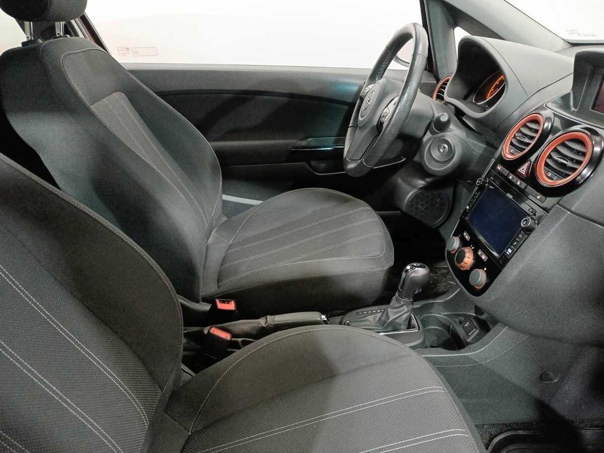 Б/У Опель Корса 2013 года. Фото: #9