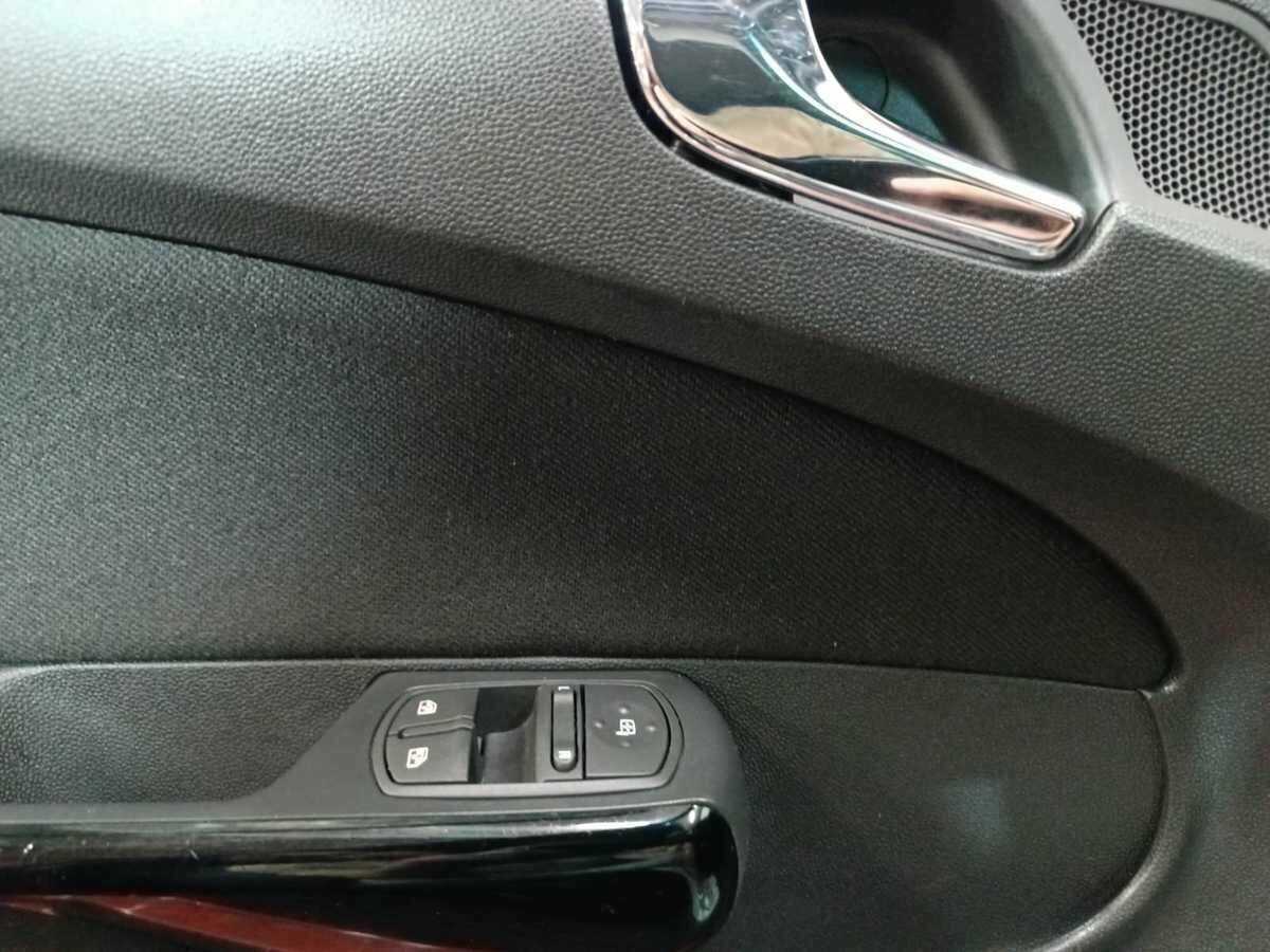 Б/У Опель Корса 2013 года. Фото: #15