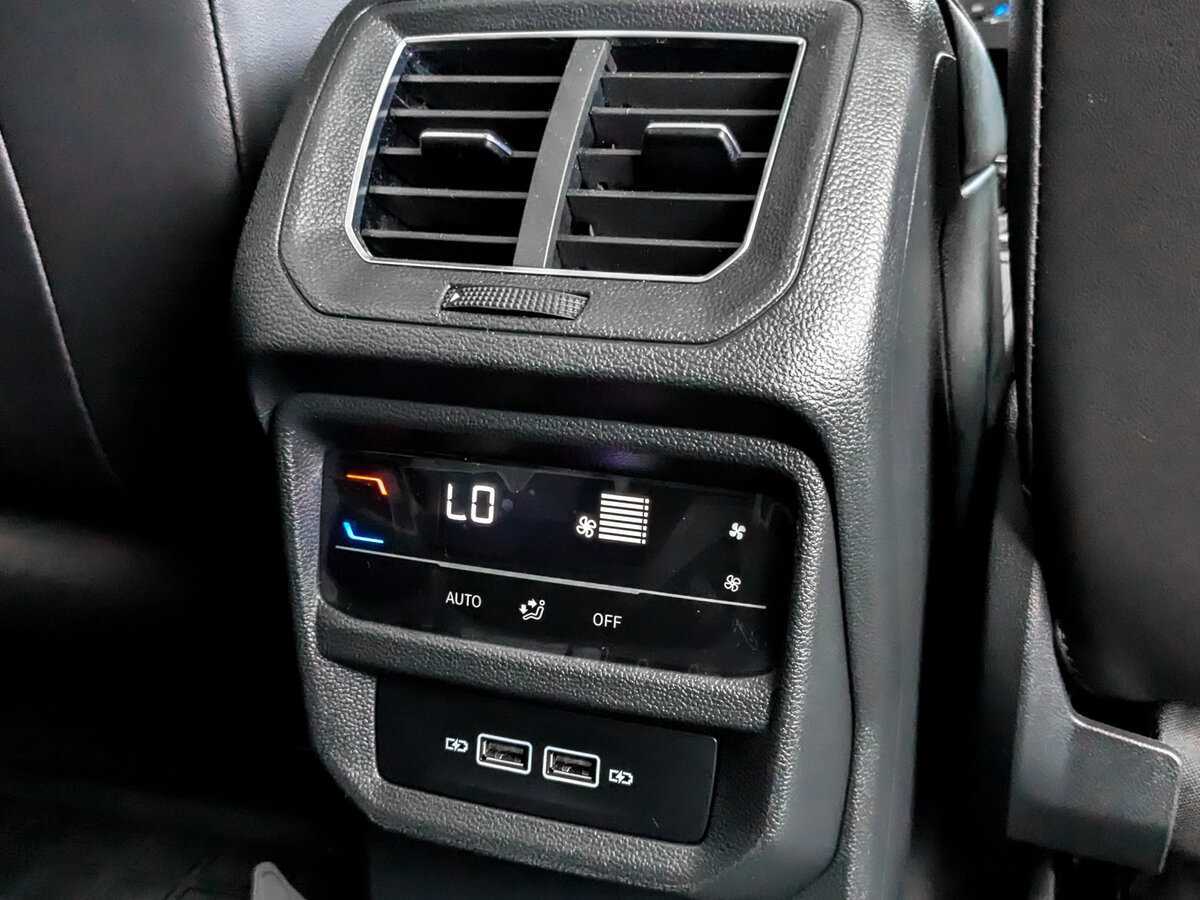 Б/У Фольксваген Таурон 2022 года. Фото: #25