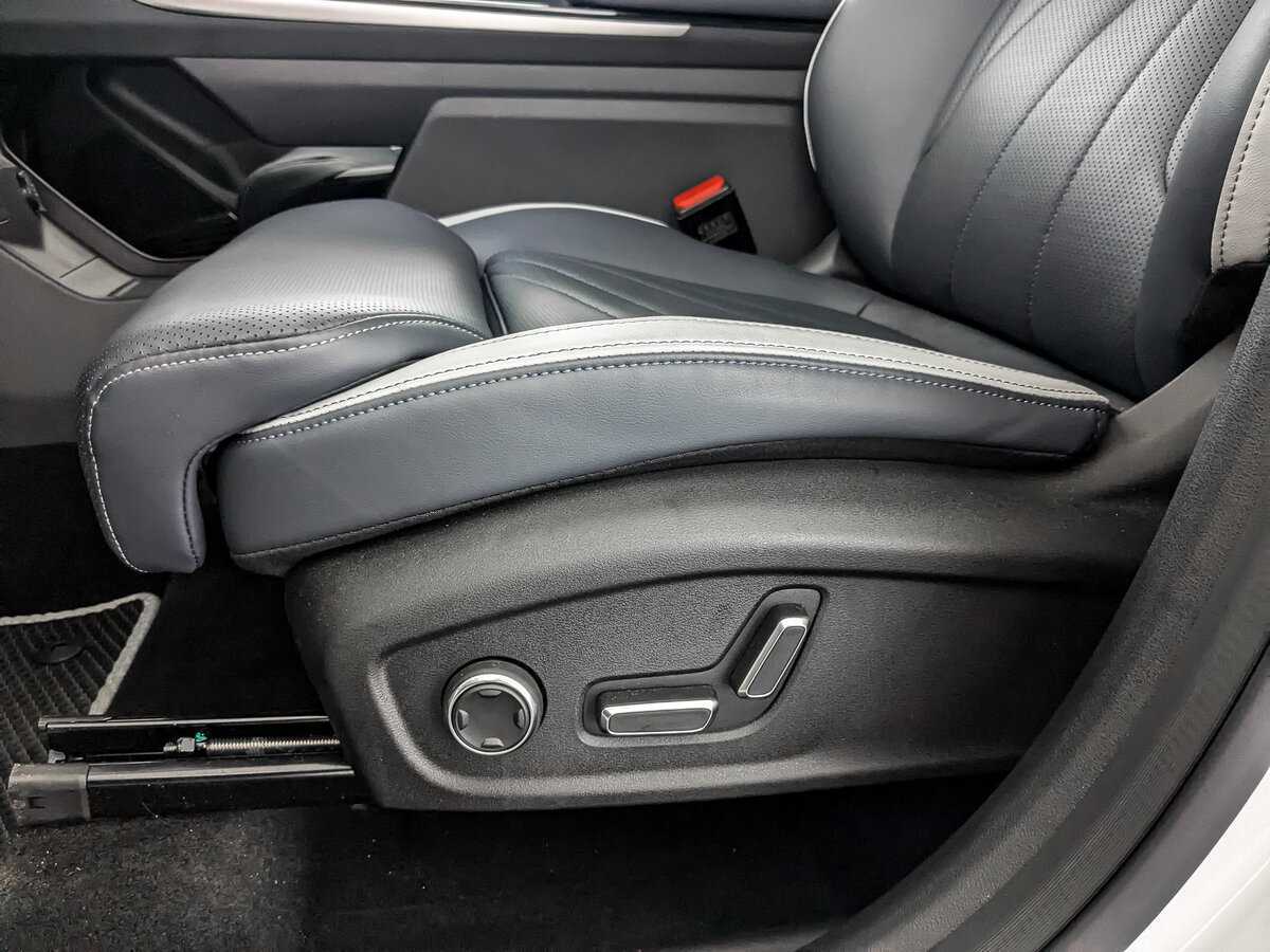 Б/У Джили Атлас 2024 года. Фото: #20