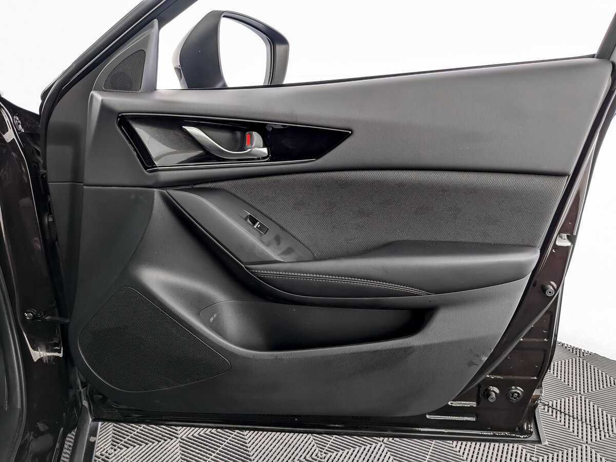 Б/У Мазда Ц-Икс-4 2023 года. Фото: #19