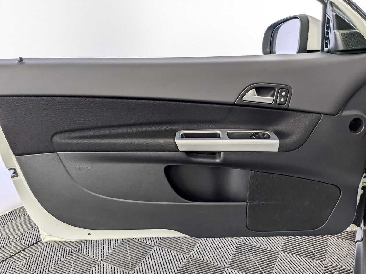 Б/У Вольво Ц30 2011 года. Фото: #14