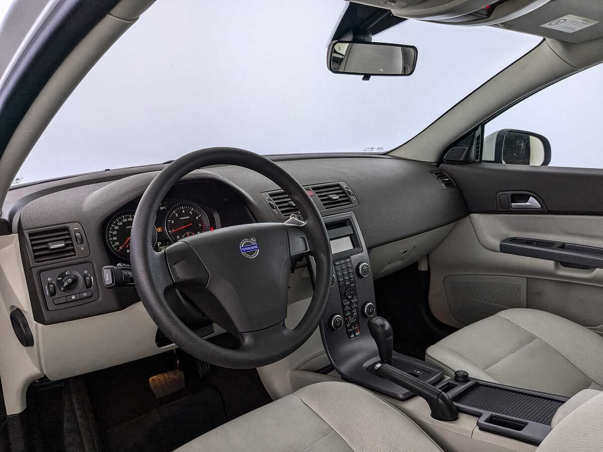 Б/У Вольво Ц30 2012 года. Фото: #10