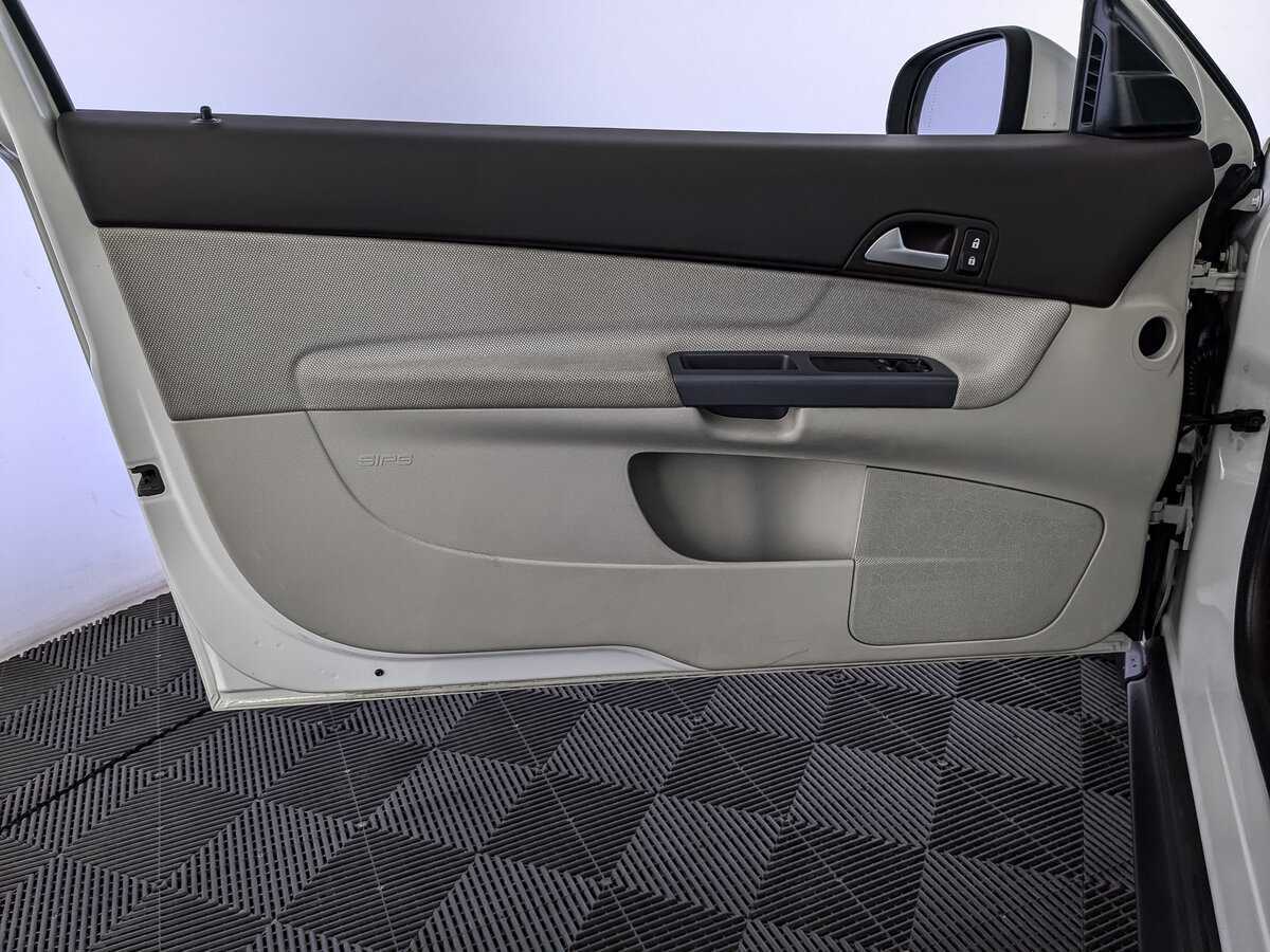 Б/У Вольво Ц30 2012 года. Фото: #14